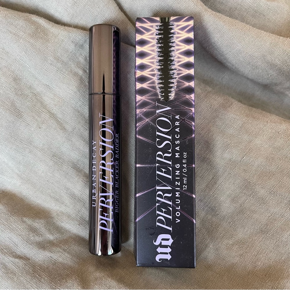 BNIB Urban Decay Perversion Volumizing Mascara